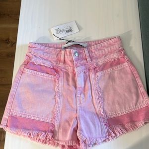 Beautiful pink shorts size 36 new with tags
